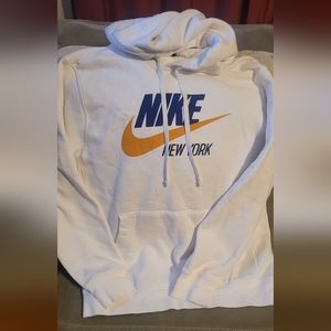 EUC White Nike Sweatshirt